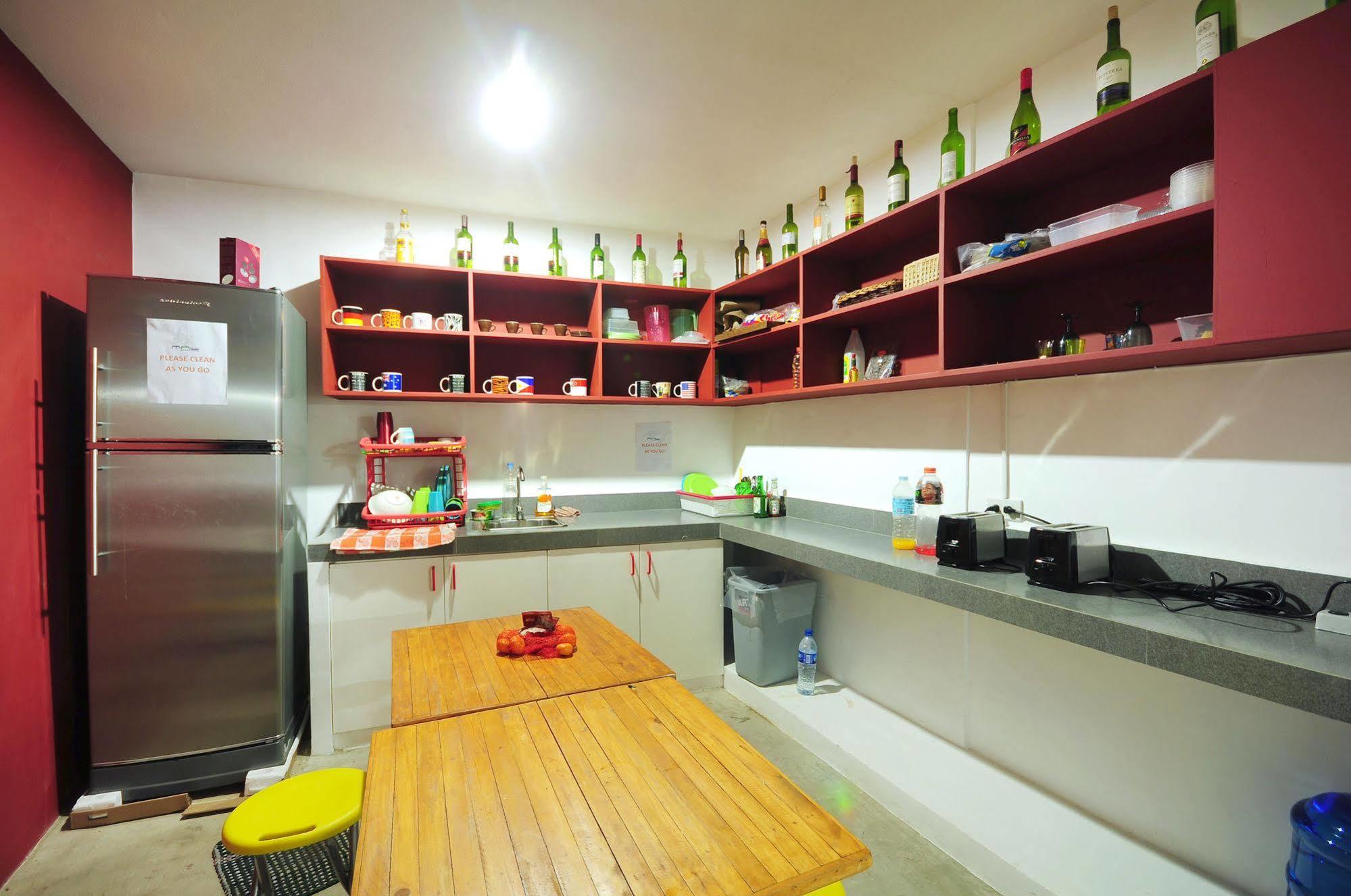 Mnl Boutique Hostel ماكاتي المظهر الخارجي الصورة