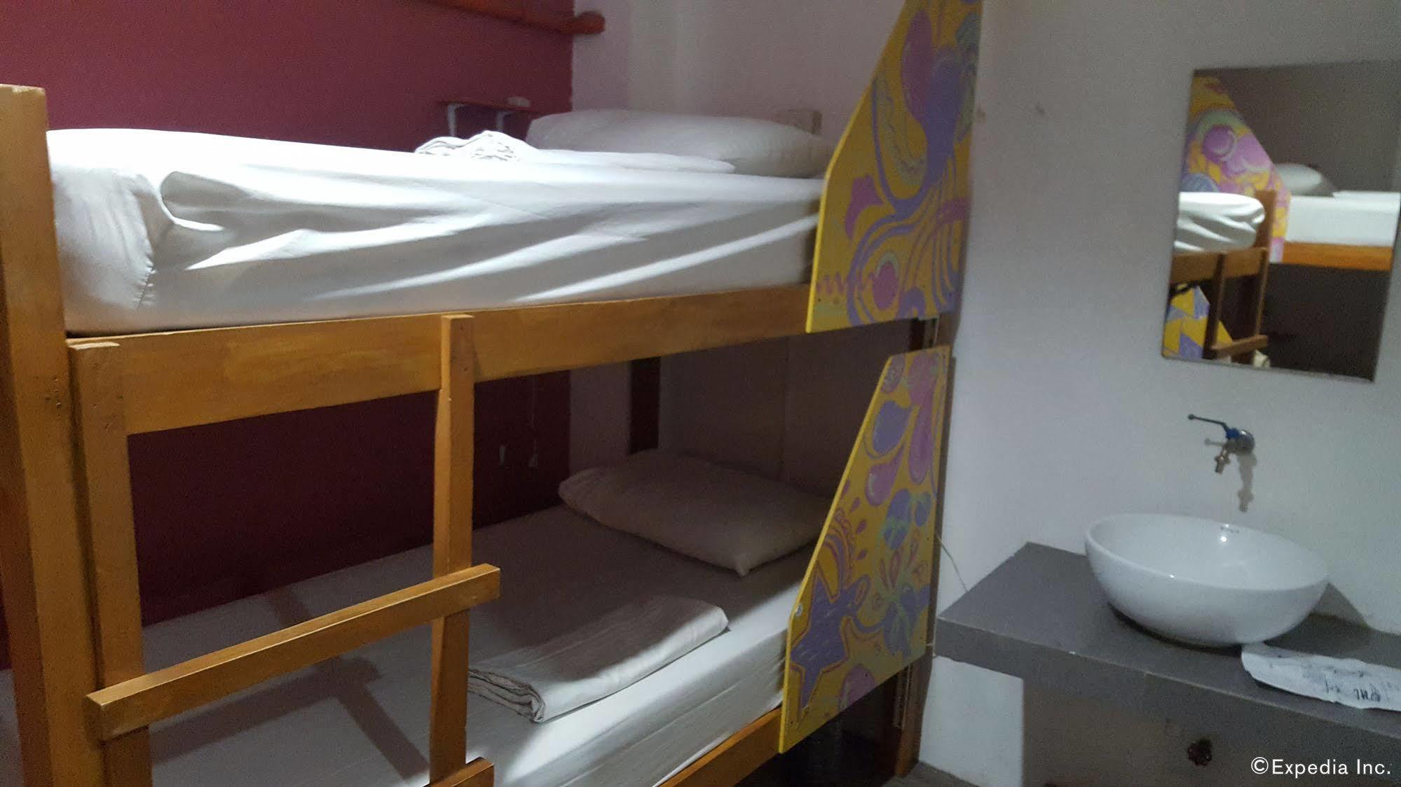 Mnl Boutique Hostel ماكاتي المظهر الخارجي الصورة