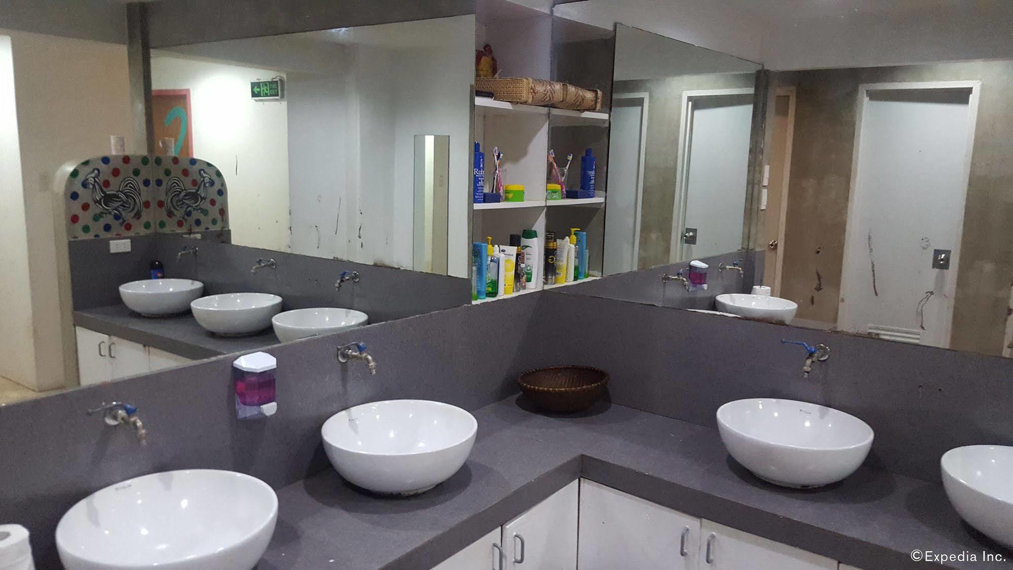Mnl Boutique Hostel ماكاتي المظهر الخارجي الصورة